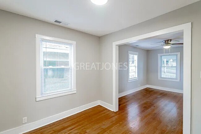 Foto del edificio - 707 19th St S