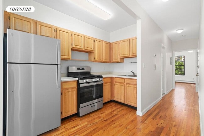 Building Photo - 535 W 142nd St