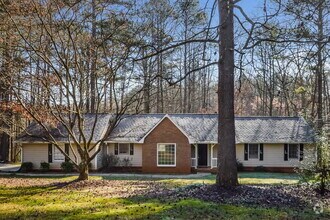 Building Photo - 80 Sandy Dr