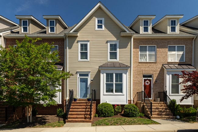 Building Photo - 375 Blue Stone Hills Dr