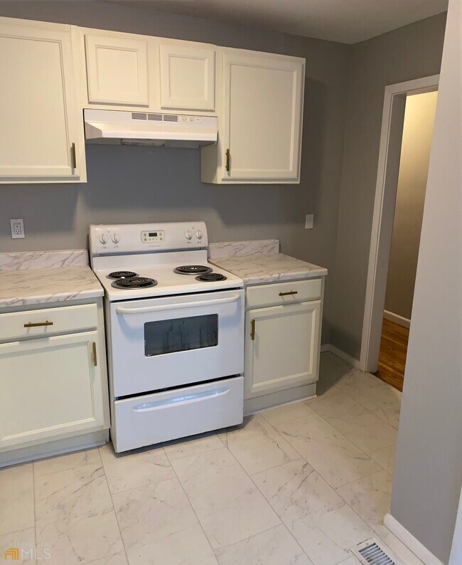 Foto del edificio - 3615 Adkins Rd NW