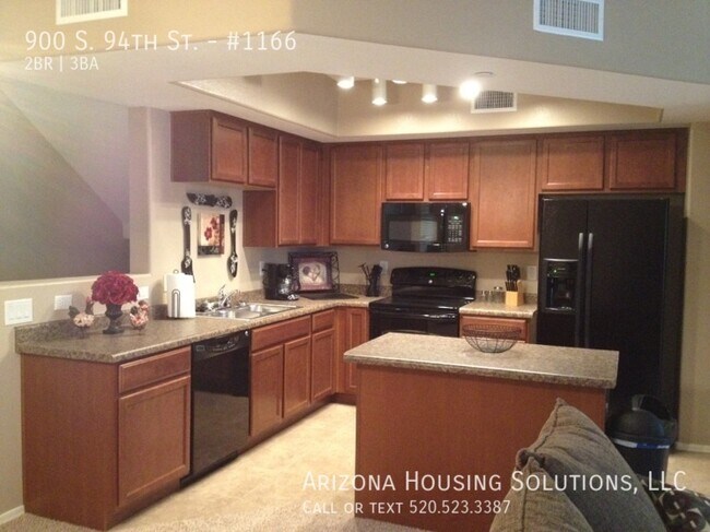 Building Photo - Luxury Furnished Townhouse in Chandler at ...