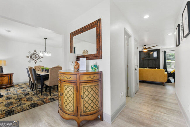Foto del edificio - 630 Windsor Brook Ln SE