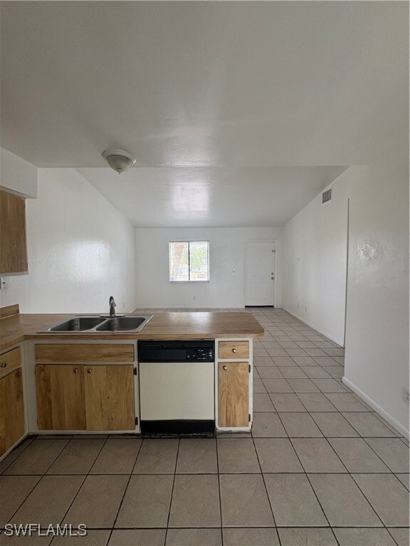 Building Photo - 4904 Vincennes Ct