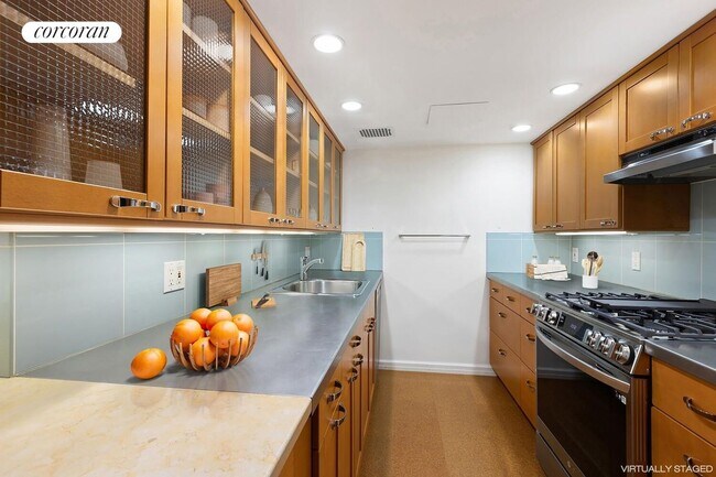 Foto del edificio - 520 E 81st St
