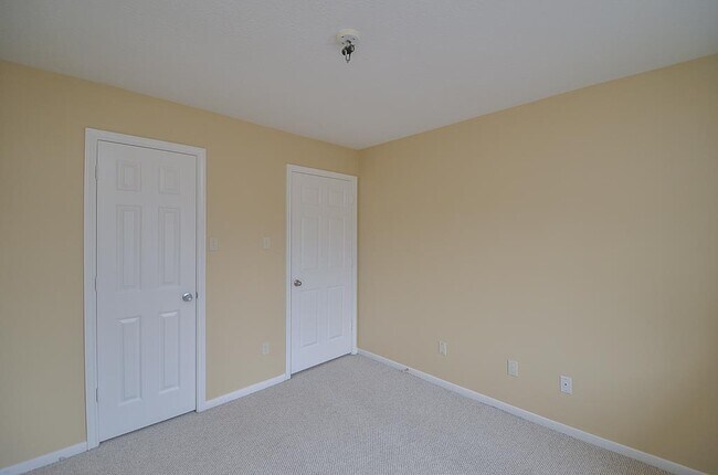 Foto del edificio - 139 Skycrest Dr