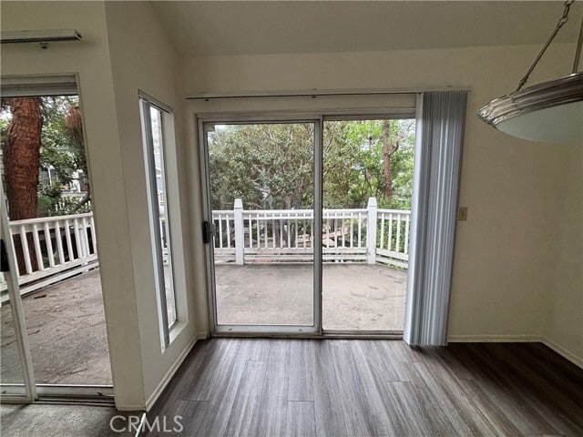 Foto del edificio - 3023 Langs Bay