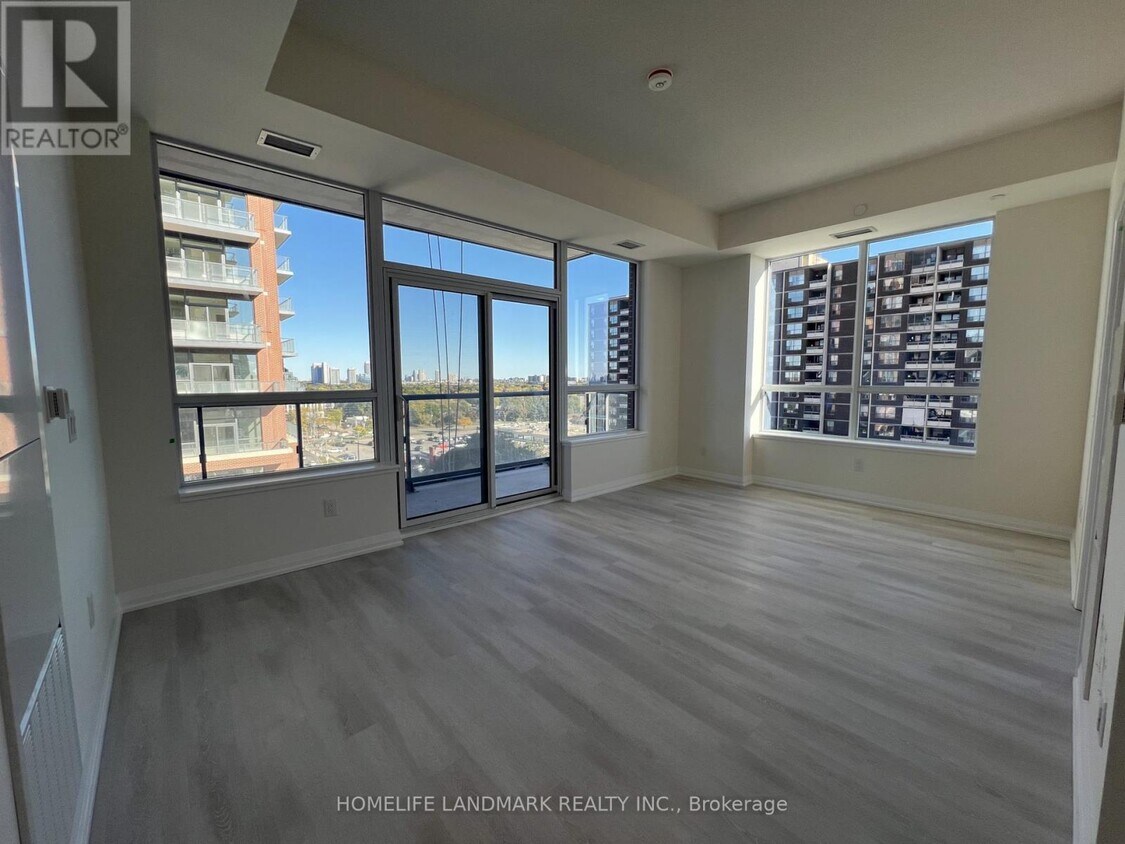 Photo principale - 3260 Sheppard Ave E