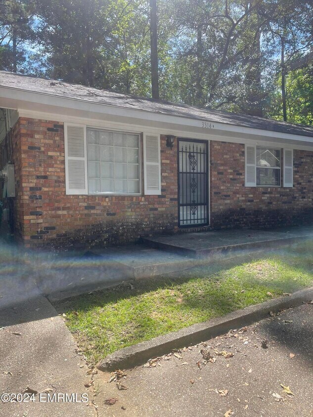 Primary Photo - 3314 28th Ave