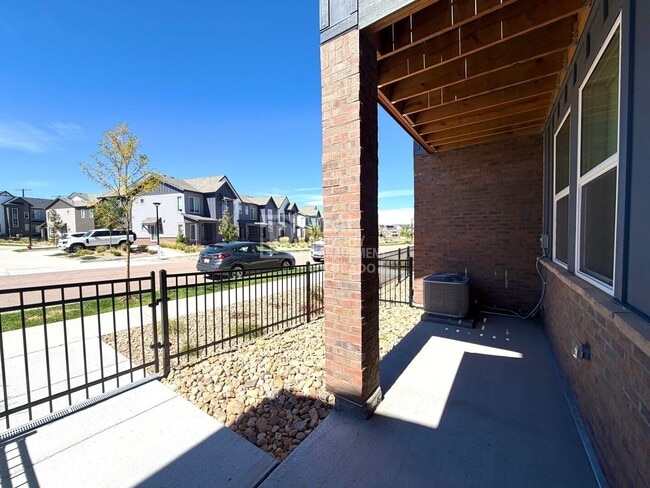 Foto del edificio - 6884 Merseyside Ln