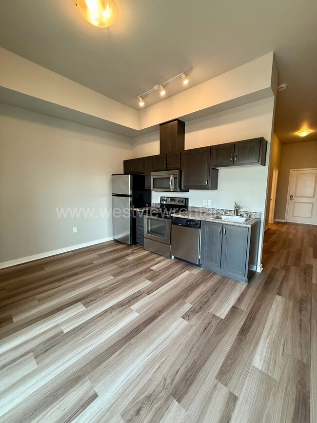 Building Photo - The Sandpiper
