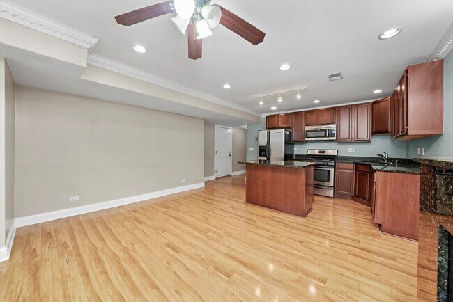 Foto del edificio - 4849 S Vincennes Ave