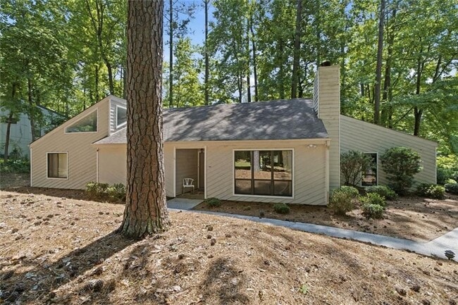 Building Photo - 505 Summerhill Pl