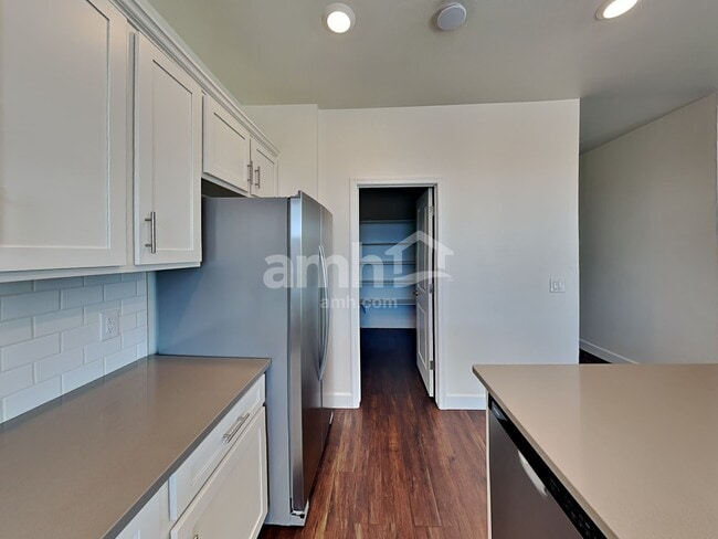 Foto del edificio - 7500 S Via Bombachas