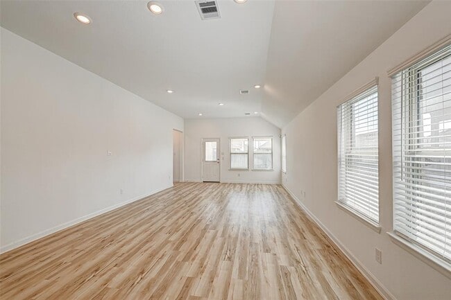 Building Photo - 3718 Whirling Wy