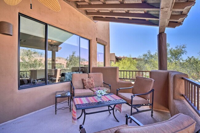 Foto del edificio - 13450 East Vía Linda-ID1385919P