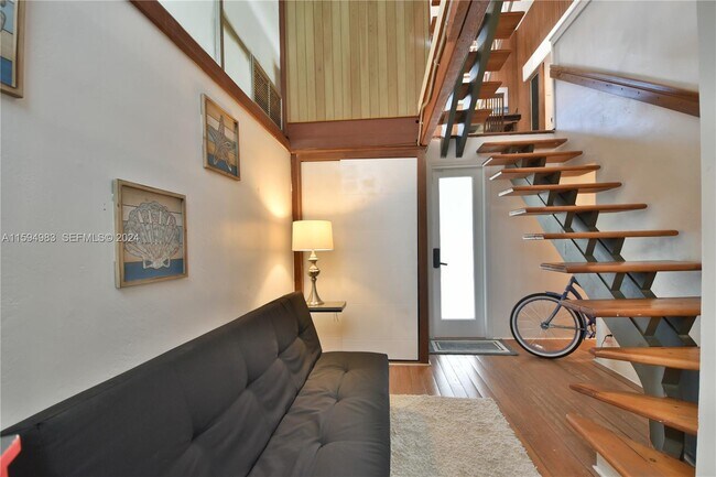 Foto del edificio - 250 SE Park St