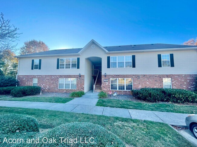 Building Photo - 2 br, 2 bath House - 1905 Crest Hollow Dr ...