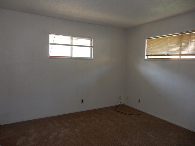 Foto del edificio - 2/2 Duplex in Fair Oaks