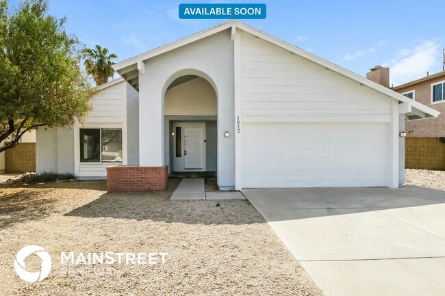 Building Photo - 1813 E Alta Vista Rd