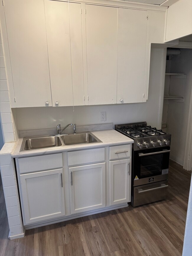 Foto del edificio - 3612 Ingersoll Ave