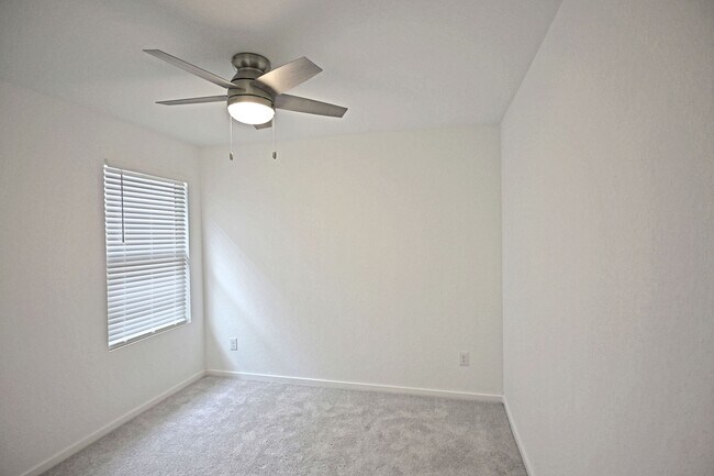 Building Photo - 14709 Mudstone St