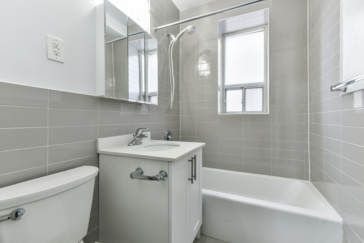 Photo du bâtiment - 151 St George St