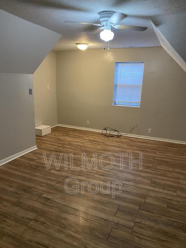 Foto del edificio - 208 W Markland Ave
