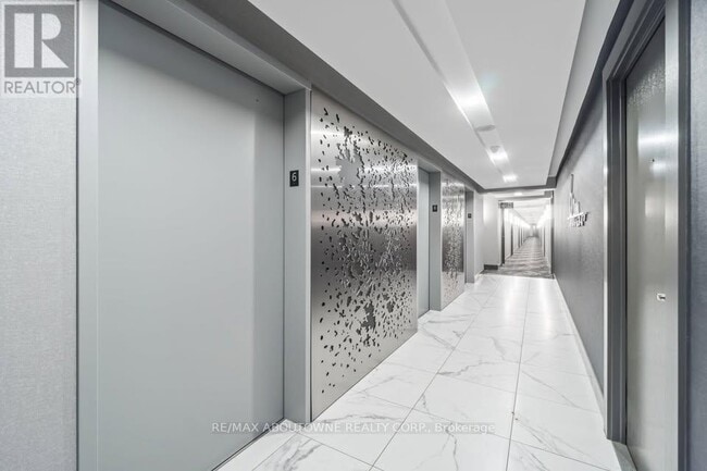 Building Photo - 8 Telegram Mews