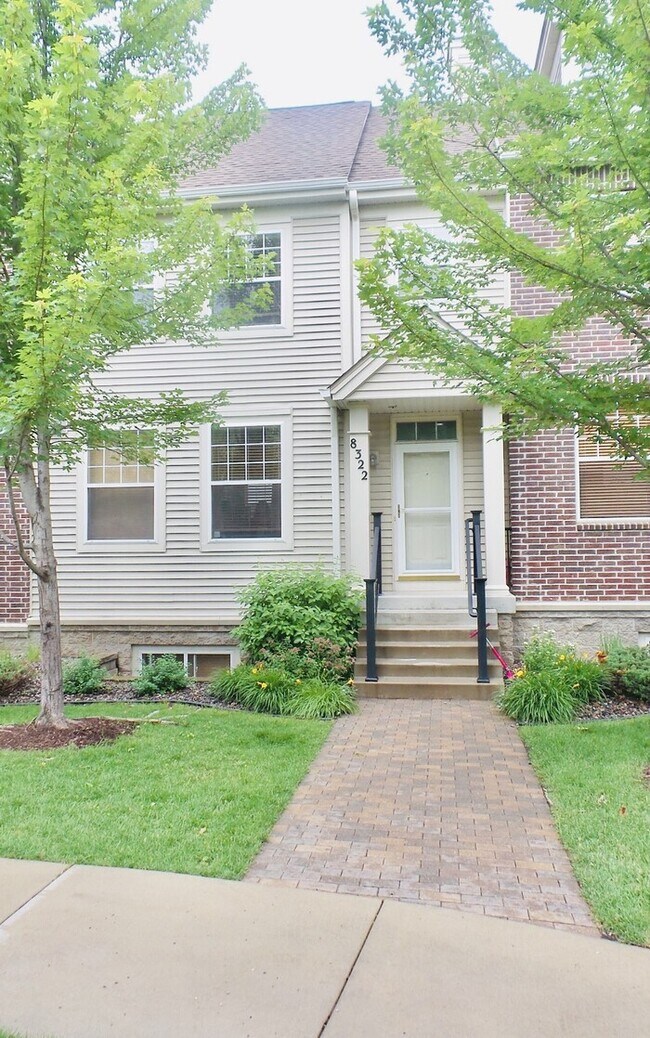 Building Photo - Available Now! Amazing Townhouse 3 Bedroom...