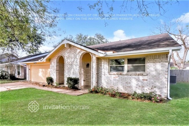 Building Photo - 2104 Yorktown Ct S