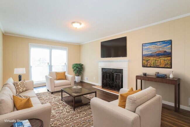 Foto del edificio - 3358 Creekway Dr