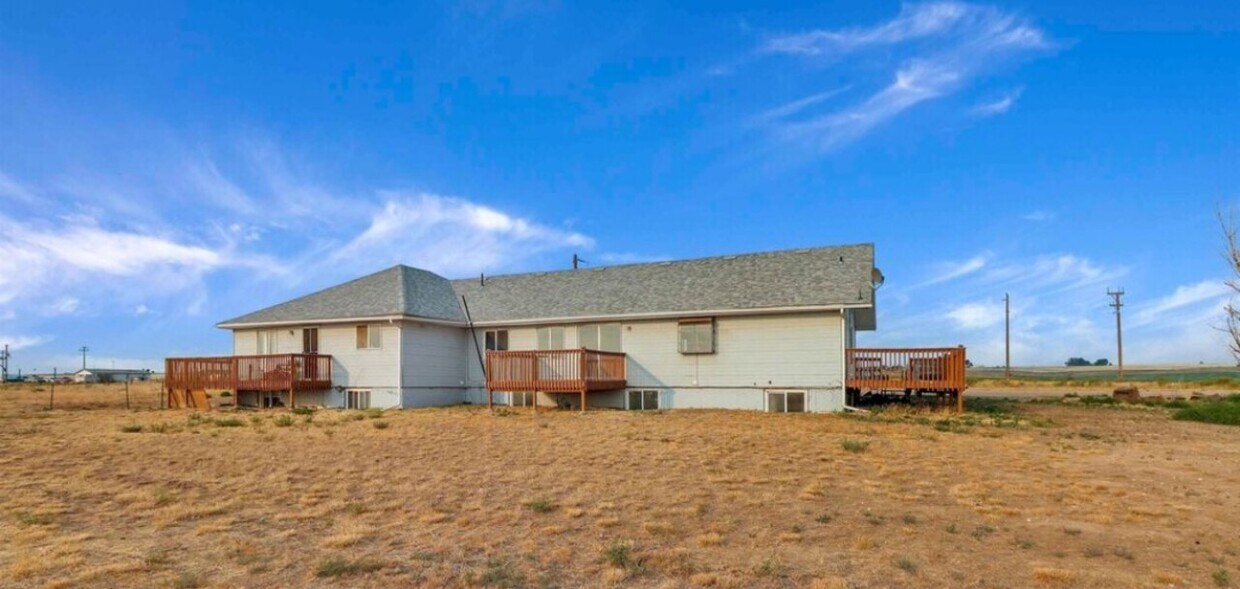 Building Photo - TF1