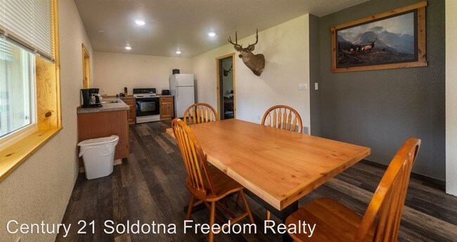 Building Photo - 2 br, 1.5 bath House - 35812 Sunset Park