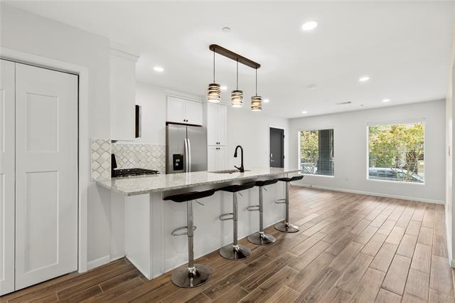 Foto del edificio - 4518 Roland Ave