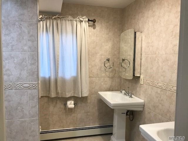 Building Photo - 84 Berkshire Rd