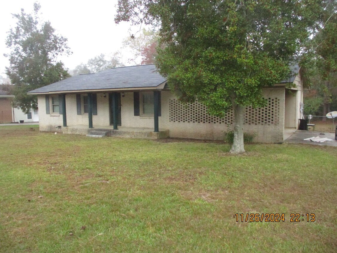 Foto principal - 312 Miles St