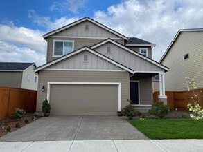 Building Photo - 5035 NE 126th Ave