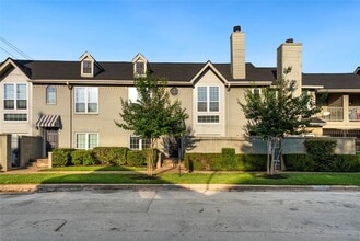 Building Photo - 2213 Stanford St