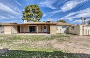 Building Photo - 201 W Alameda Dr