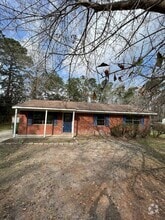 Building Photo - 1097 Live Oak Dr