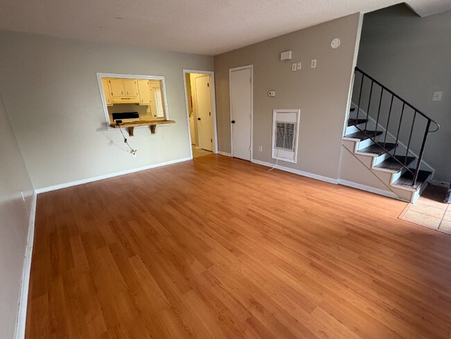 Foto del edificio - 178 Big Island Rd