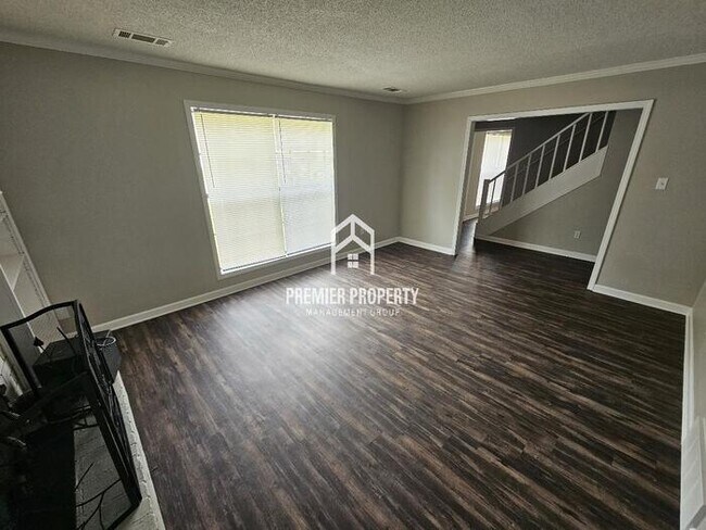 Foto del edificio - 7411 Palgrave Ln