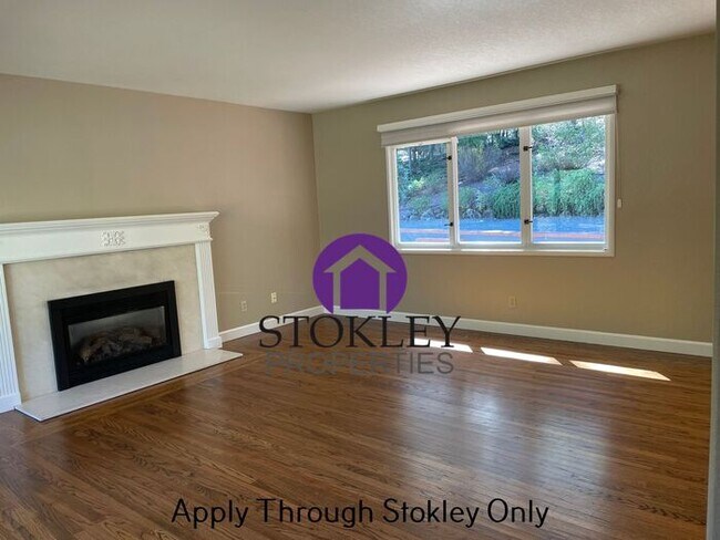 Building Photo - Stokley Properties Presents 811 Holly Hill...