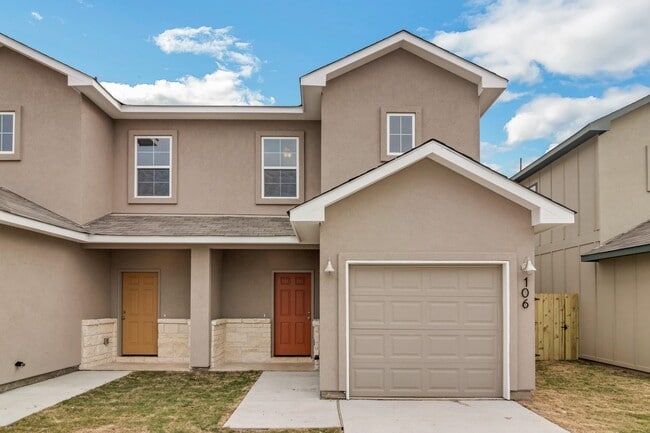 Foto del edificio - 106 Peruna Dr