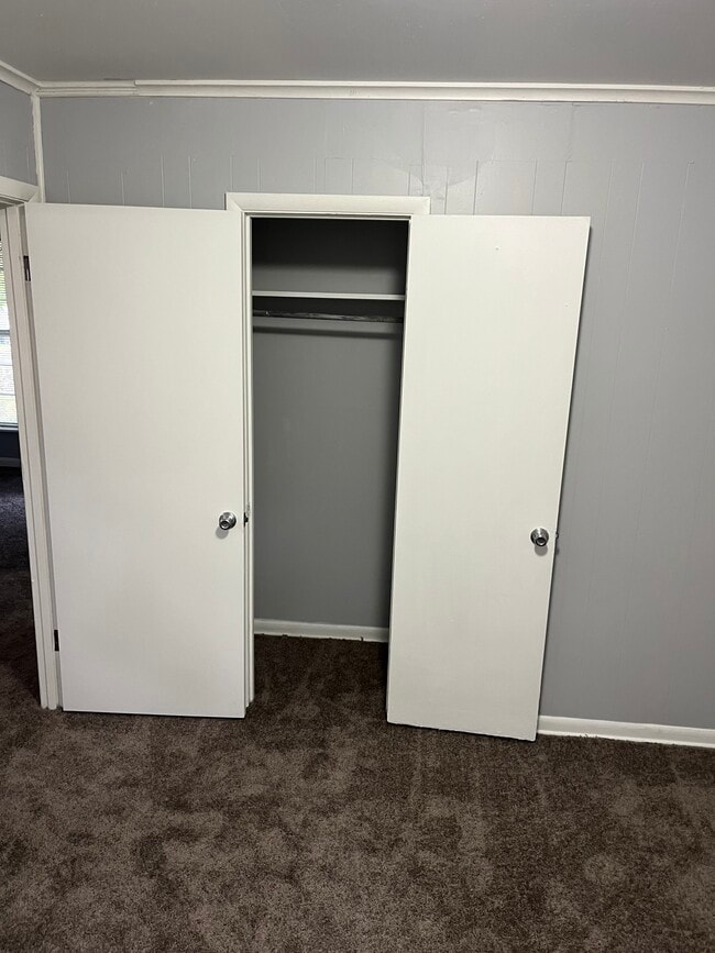 Foto del edificio - 2437 Herman St