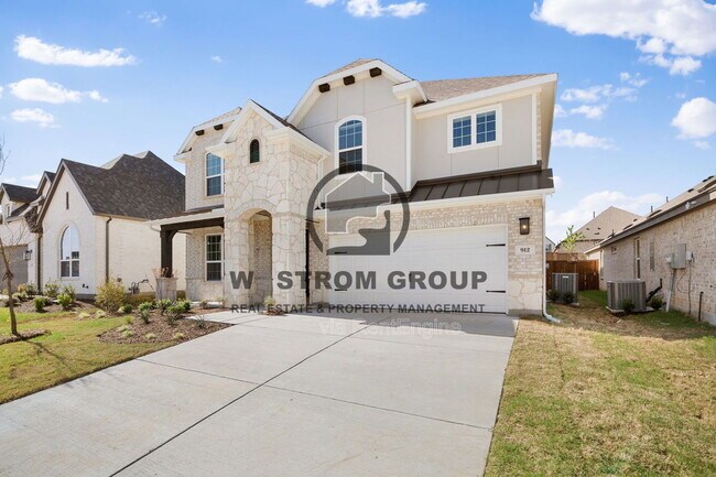 Foto del edificio - 912 Alberta Spruce Rd