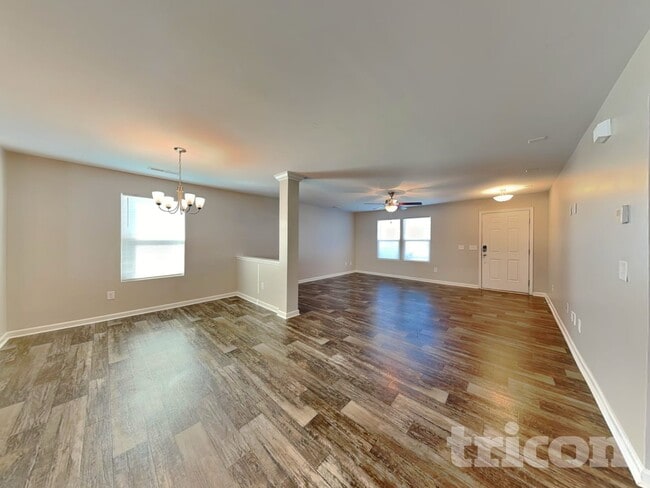 Building Photo - 1082 Bitting Hall Cir