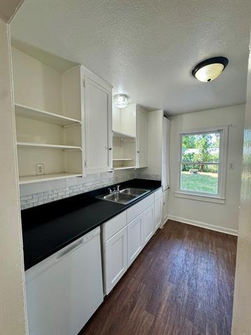 Foto del edificio - 5513 Thomas Ln
