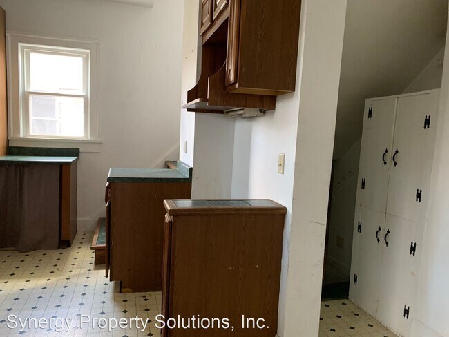 Building Photo - 3 br, 1 bath House - 66 Glenwood Blvd. Ric...